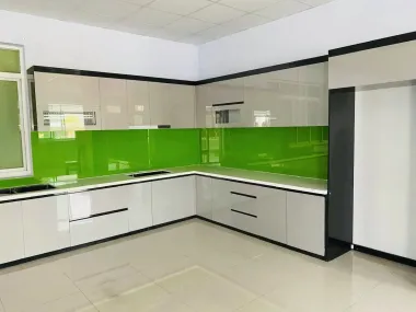 Mẫu Tủ Bếp Nhựa Ecoplast Chữ L Hiện Đại, Bền Đẹp | Nội Thất QL Home 