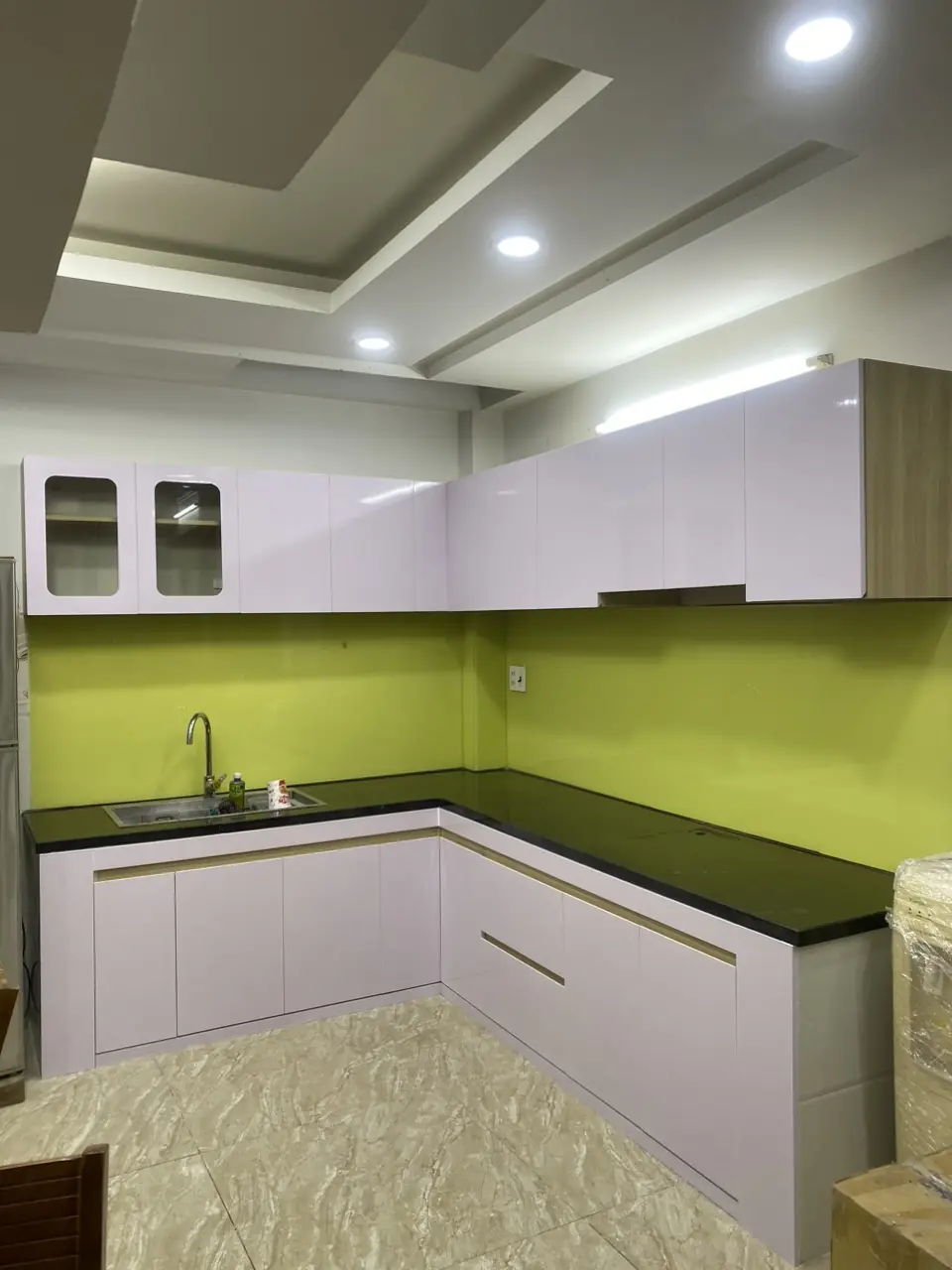 Mẫu Tủ Bếp Nhựa Vincoplast Chữ L Hiện Đại, Tinh Tế | Nội Thất QL Home 